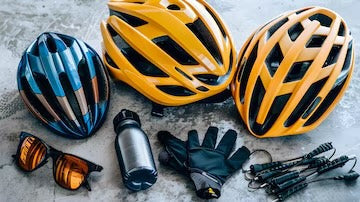 Weather Warriors: 3 Climate-Conquering Cycling Essentials